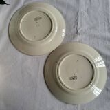 2 Vincennes earthenware dinner plates, Paris