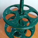 Cast-iron egg holder