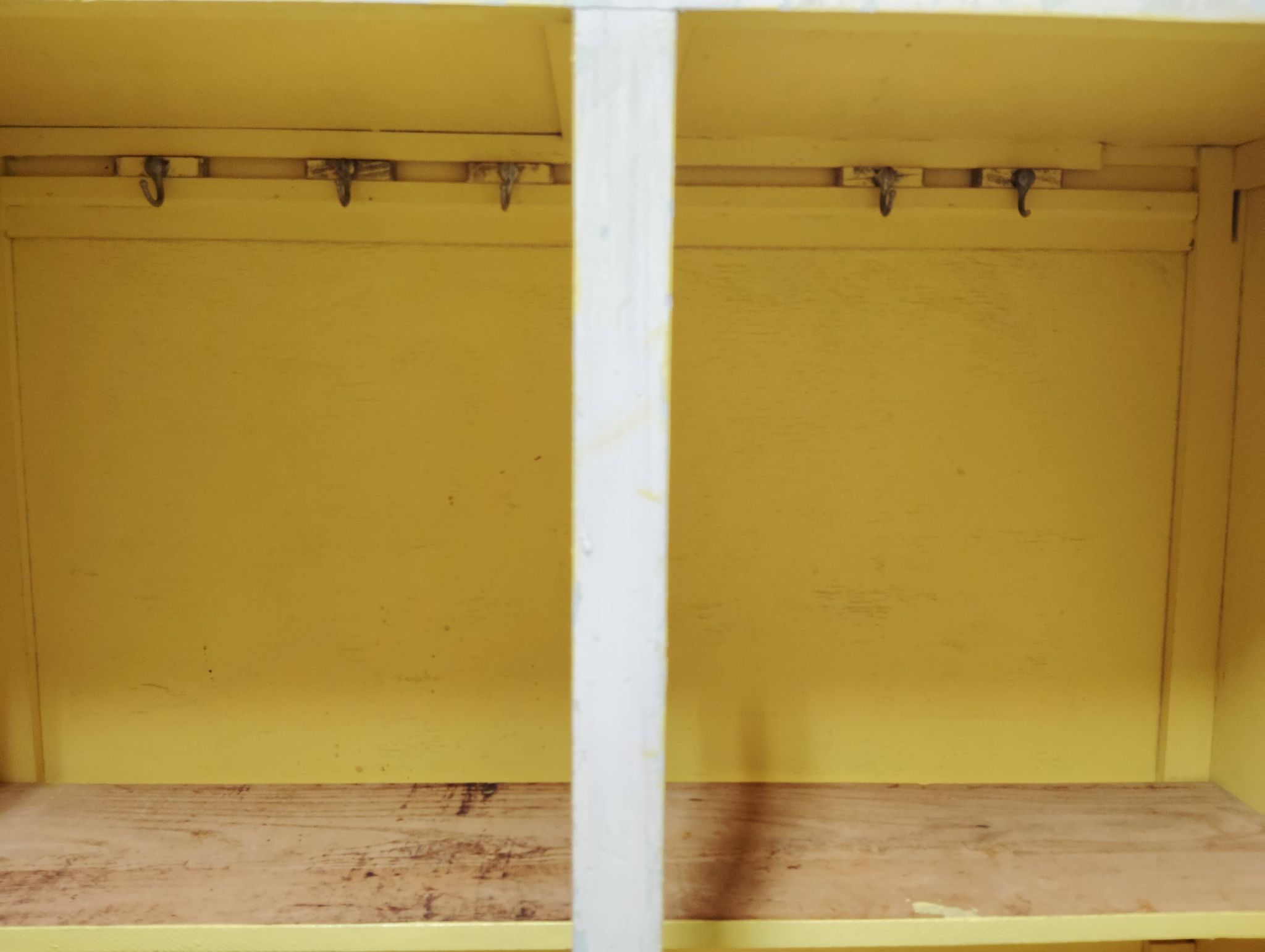 Parisian kitchen cupboard