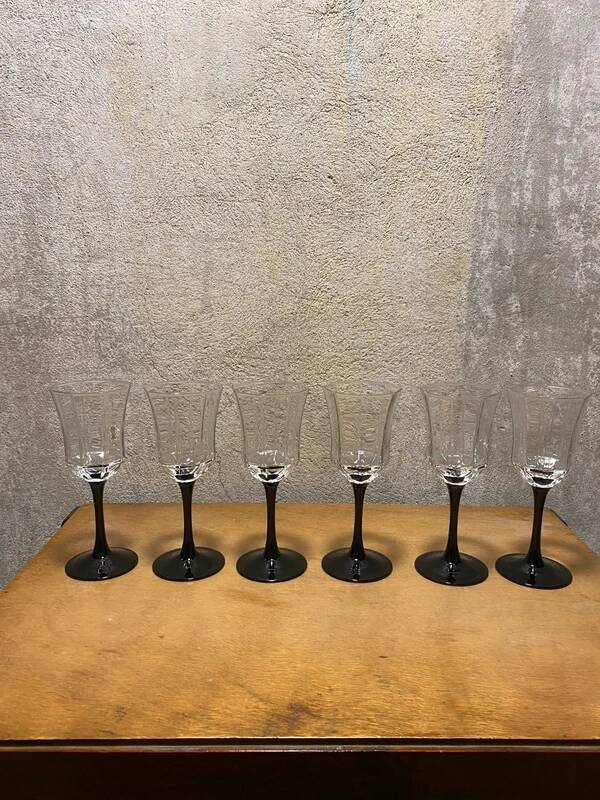 Luminarc octagonal vintage glasses