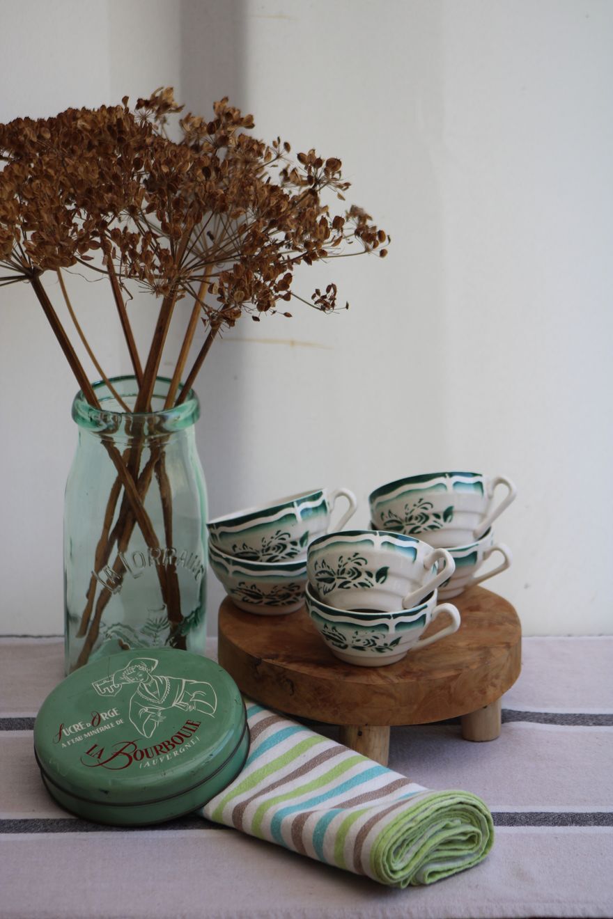 Set of 6 coffee cups