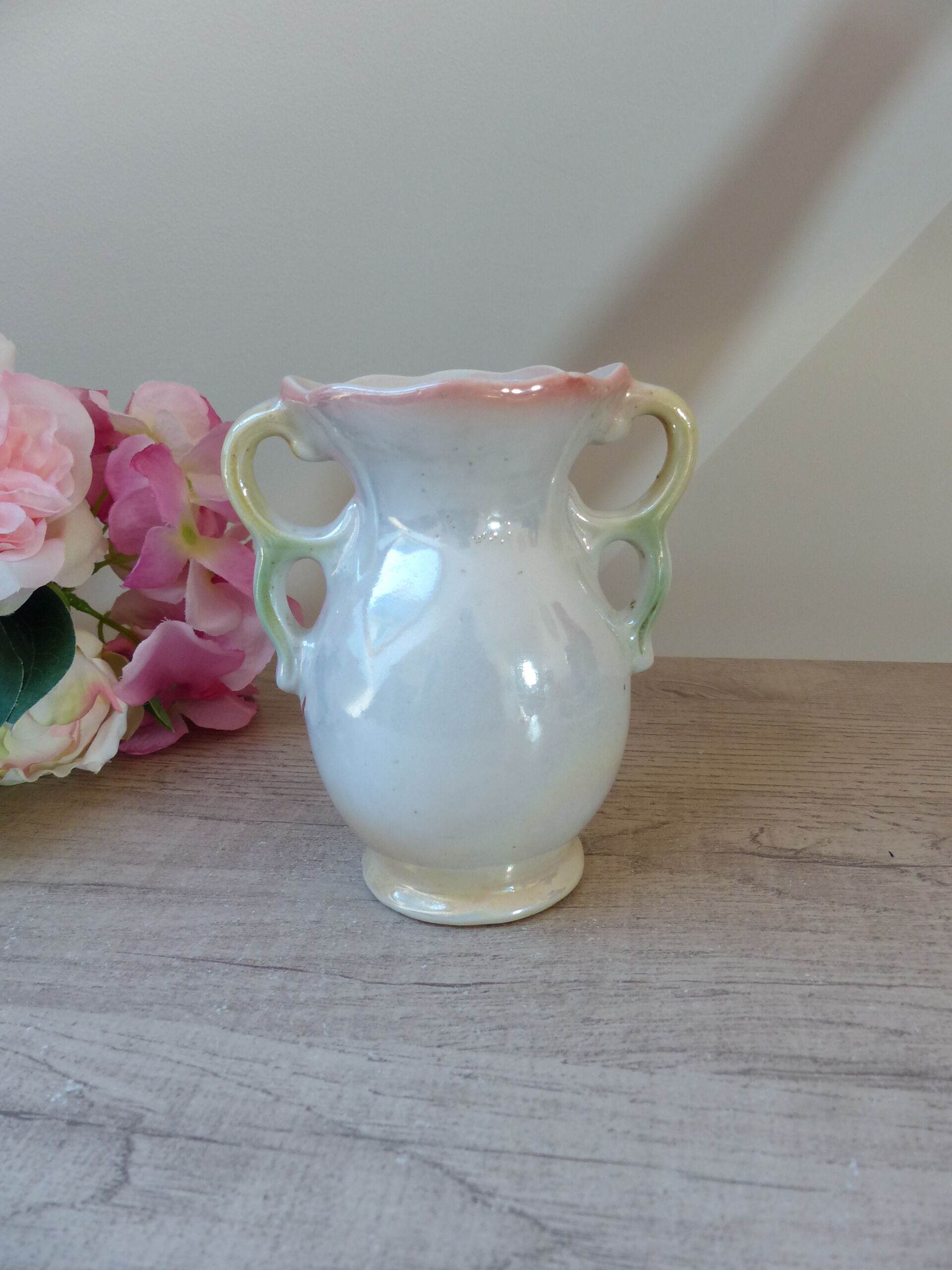 Iridescent ceramic vase floral decoration with double handles made in brazil