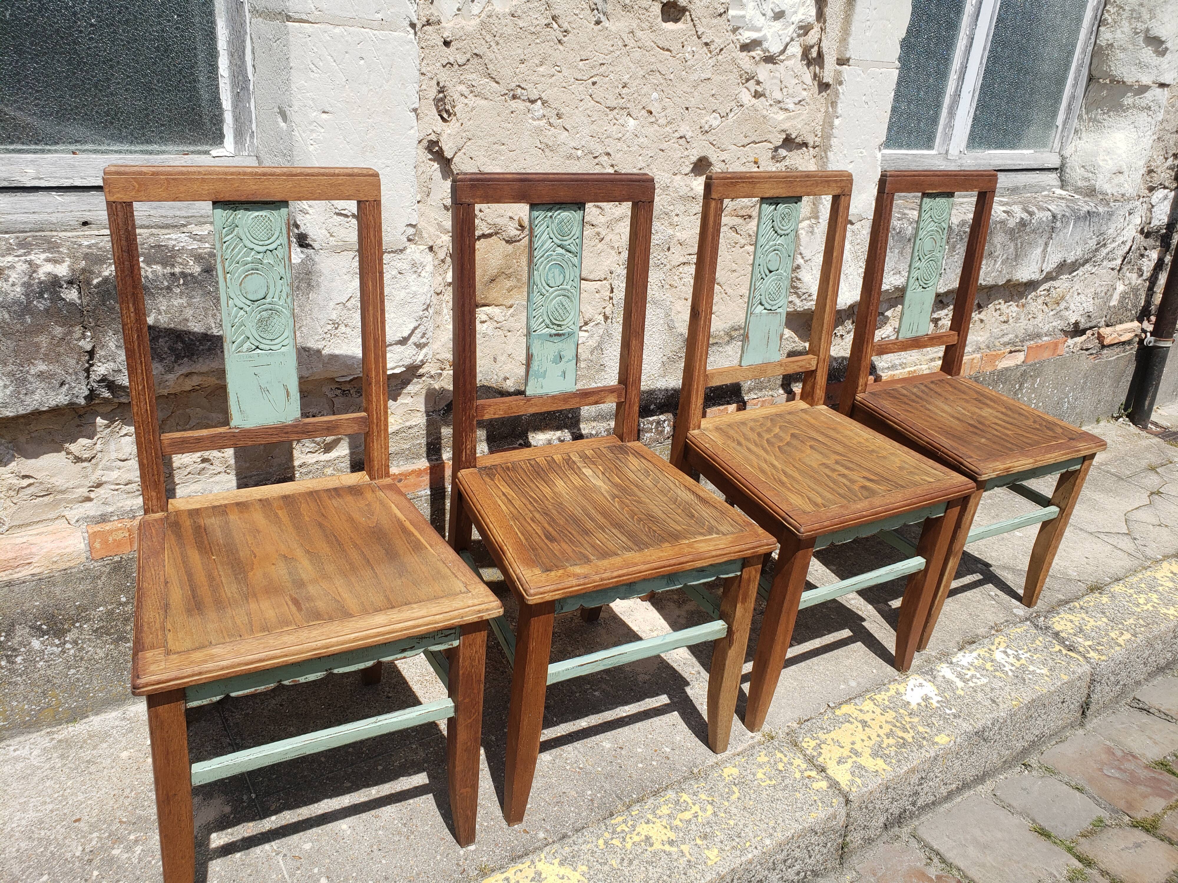 Table and chairs art deco wood and pastel