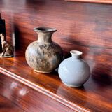 Elégante étagère murale victorienne en acajou. Fin XIXe