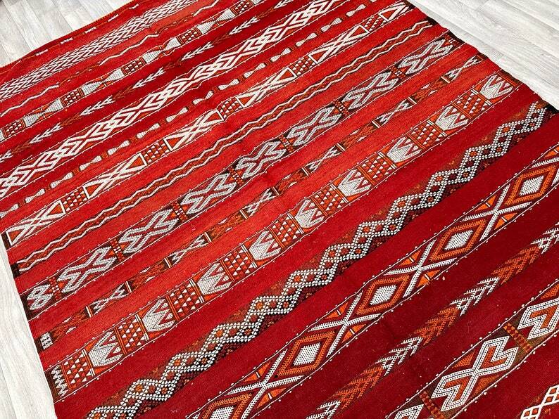 Antique Zemmouri rug, flat woven Berber rug, handmade Moroccan rug, home decor