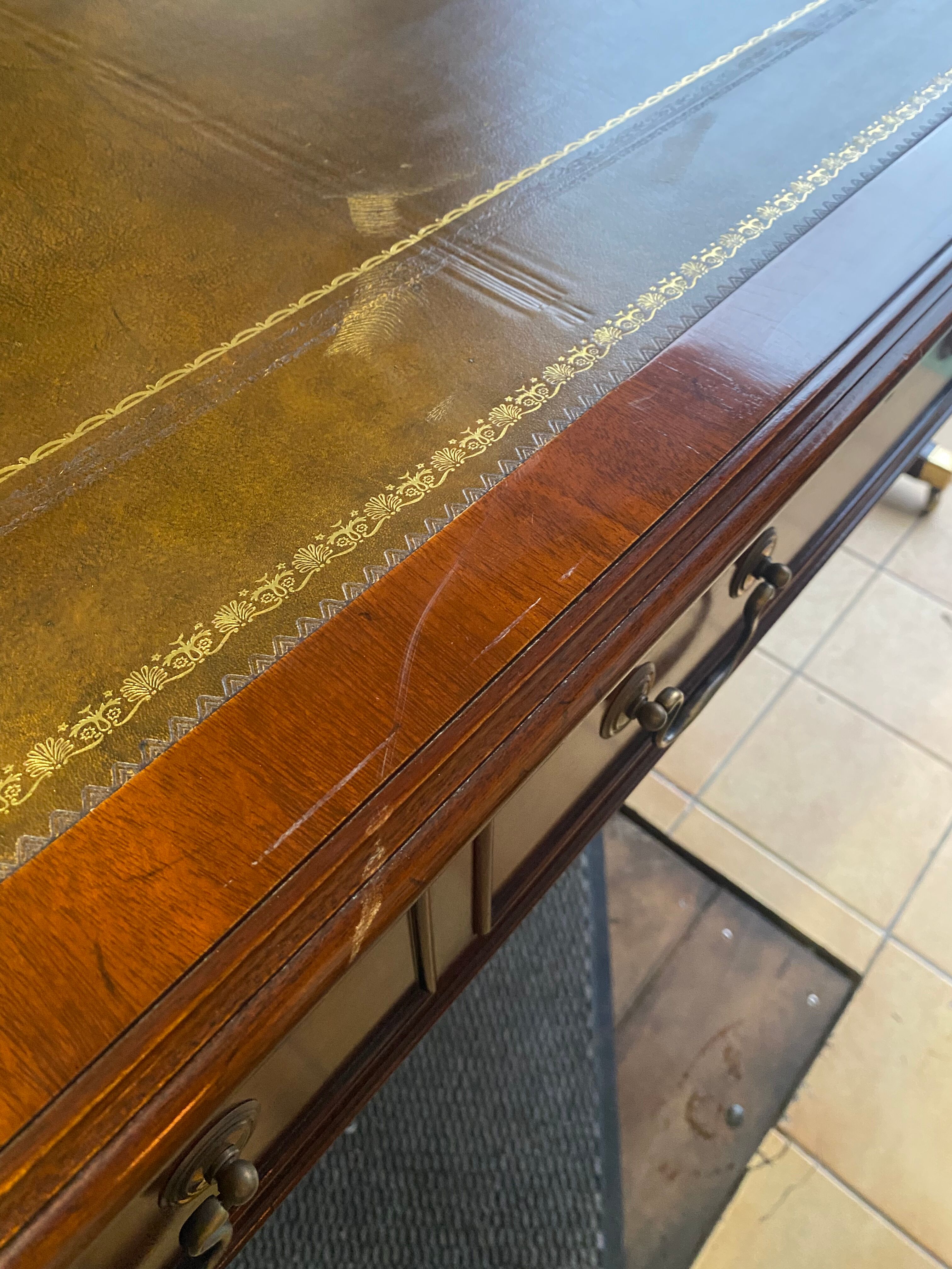 Rothschild walnut flat desk