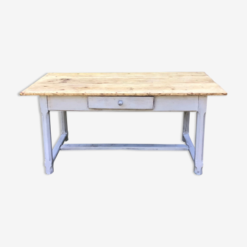 Farmhouse table 160 plus extension