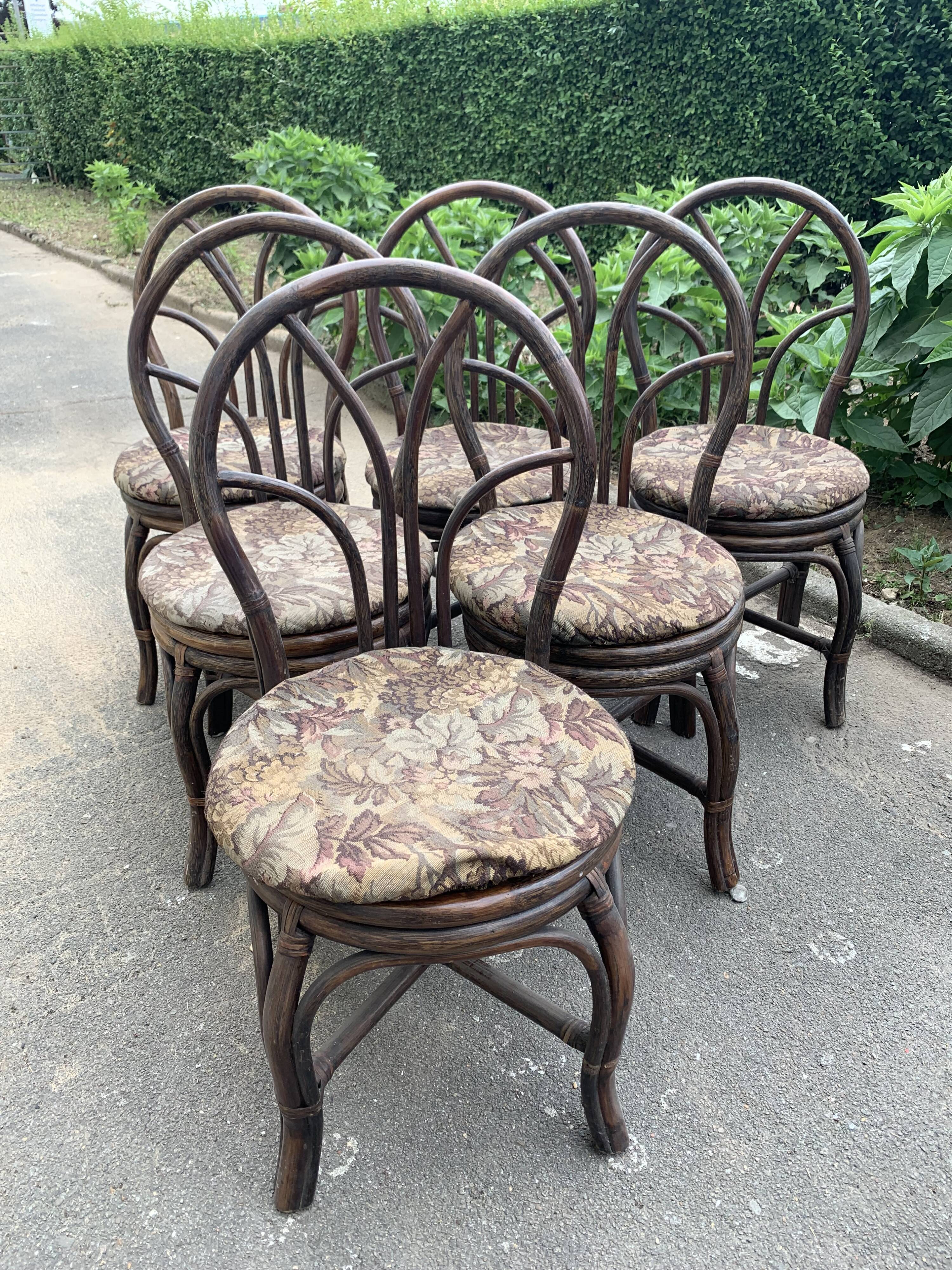Suite of six chairs in curved wicker XX century