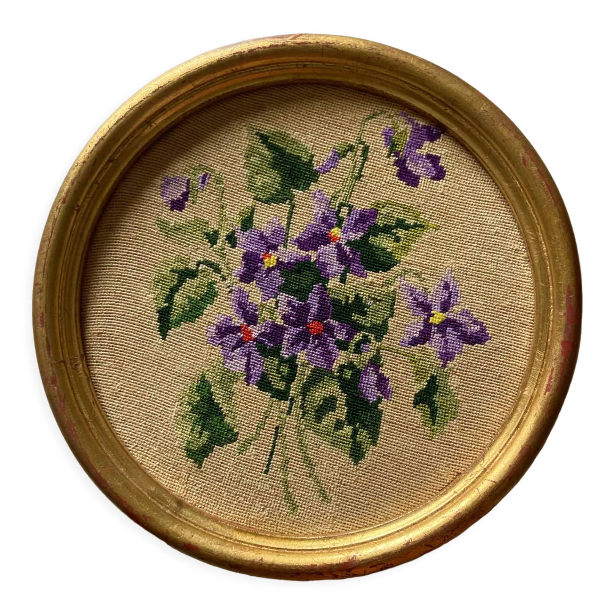 Embroidery wall medallion