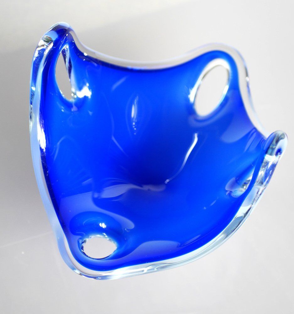 Glass art Coquille bowl by Paul Kedelv for Flygsfors
