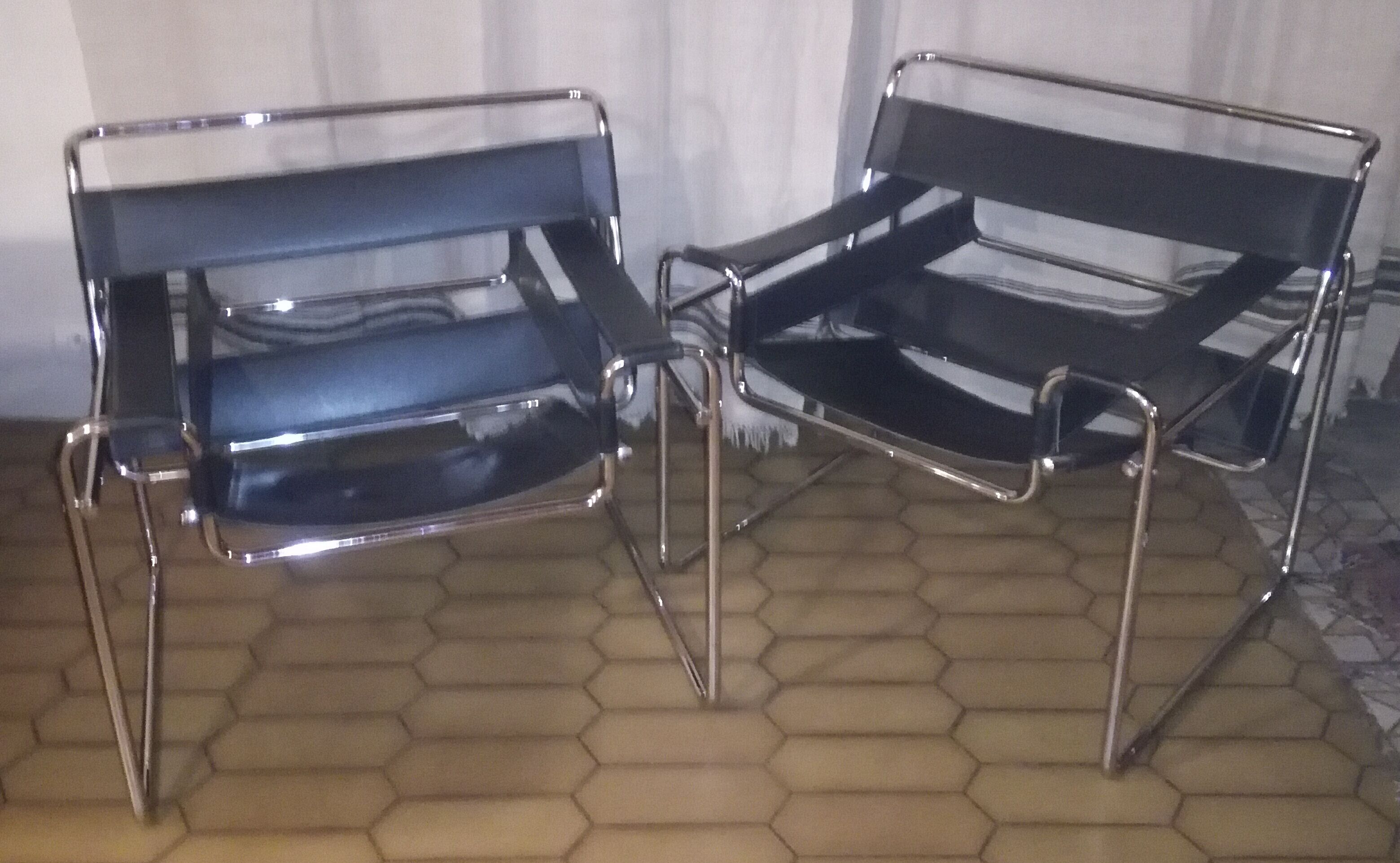 Pair of leather armchairs Breuer model B3