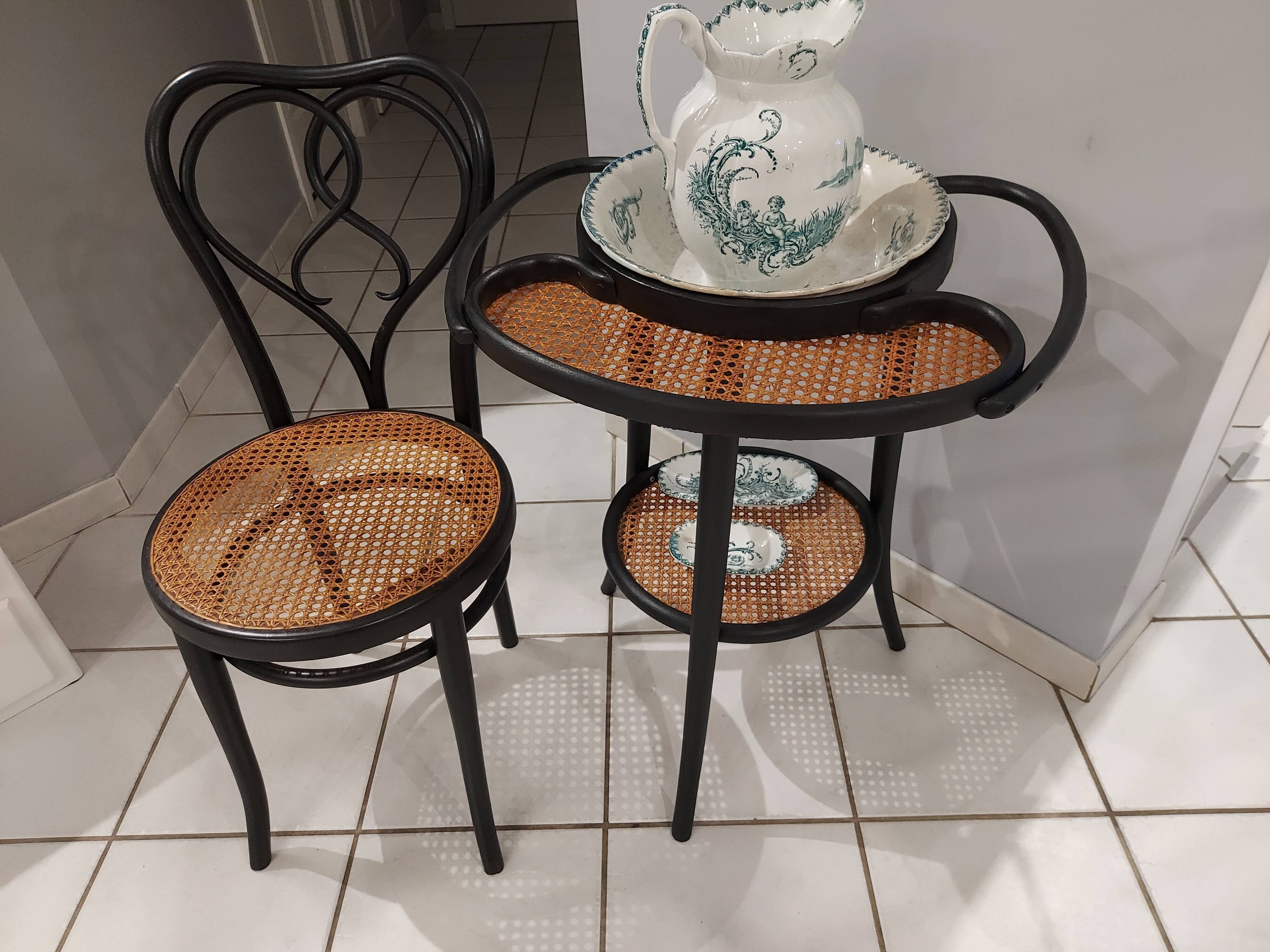 Ensemble Table de toilette et sa chaise Thonet années 1900