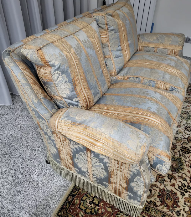 Jacquard fabric sofa with feather filling