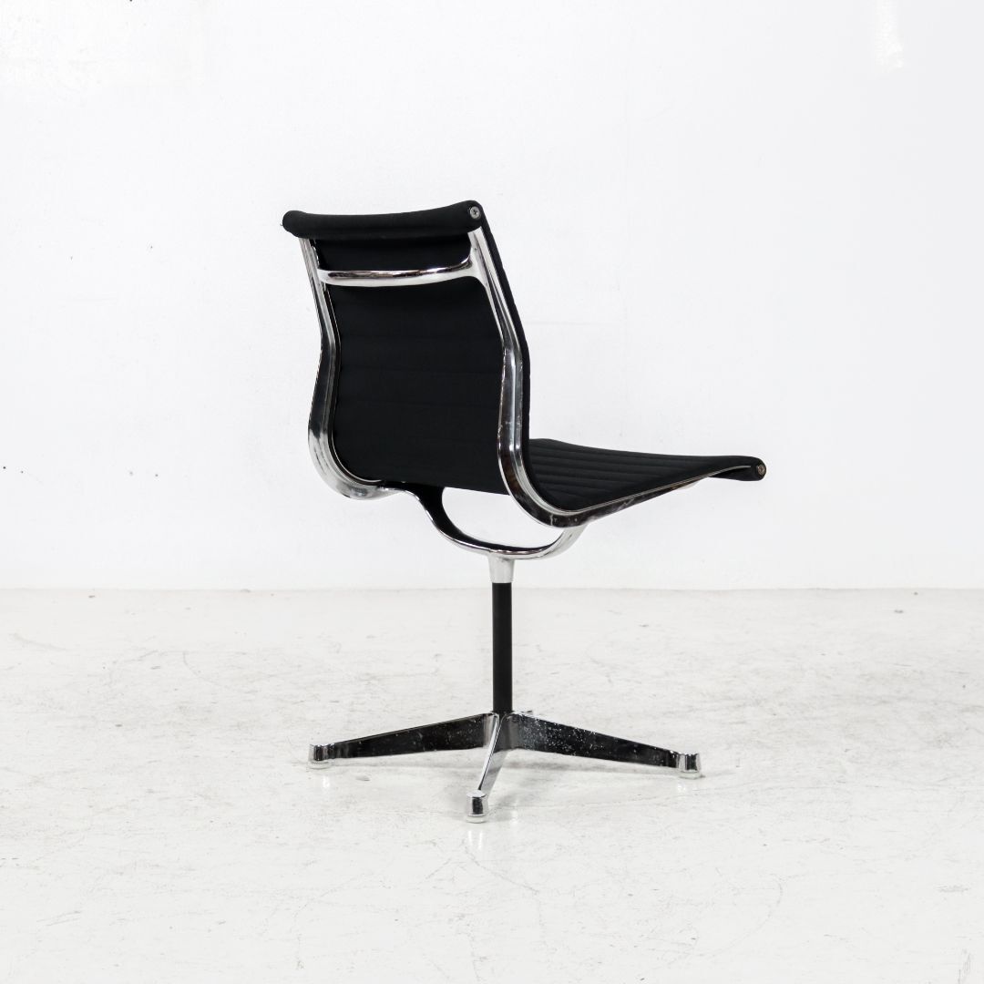 EA105 Alu chair by Charles & Ray Eames for Herman Miller 1970s