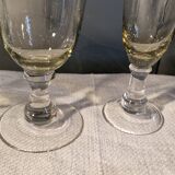 4 old blown glasses, 2 champagne flutes, 2 glasses