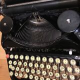 Oliver Typewriter