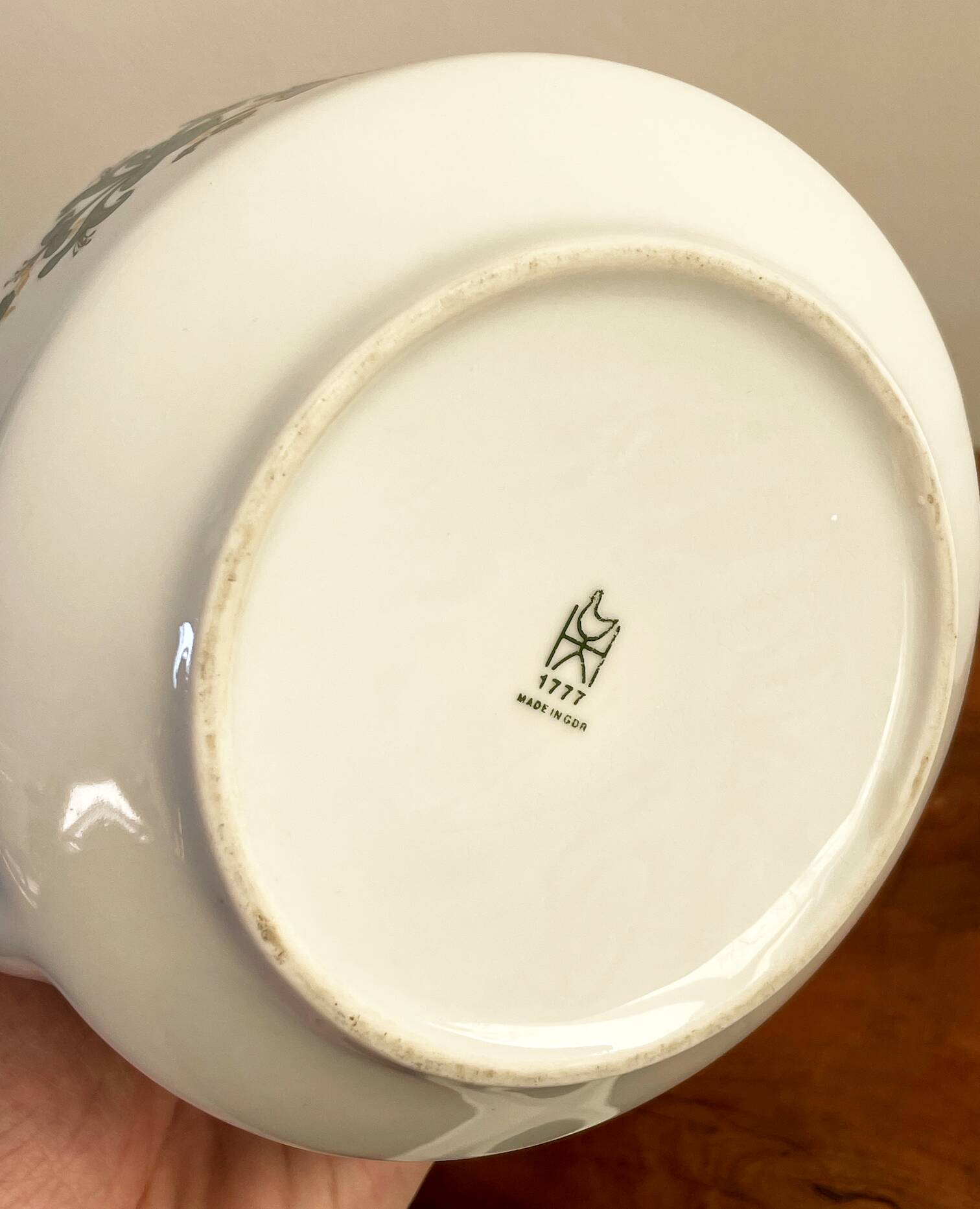 Henneberg 1777 Coffee Pot with Green and Golden Flower Motif, GDR East German Porcelain