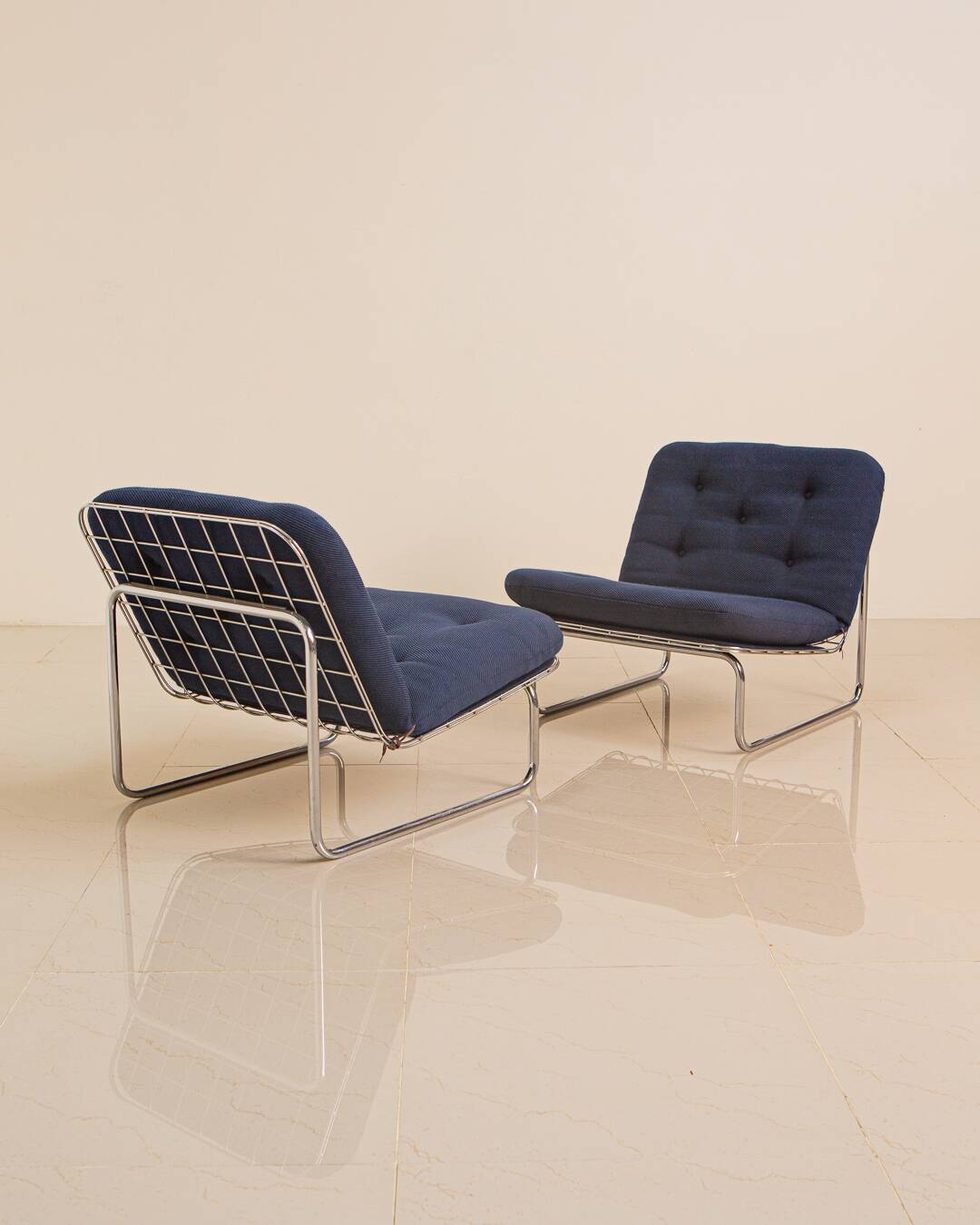 Pair of blue "666" armchairs by Kho Liang for Artifort 70's