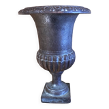 Vase medicis en fonte