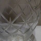 Carafe boule en verre ciselé