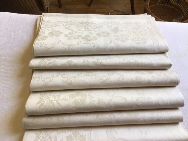 Set of 6 towels in ivory cotton damask