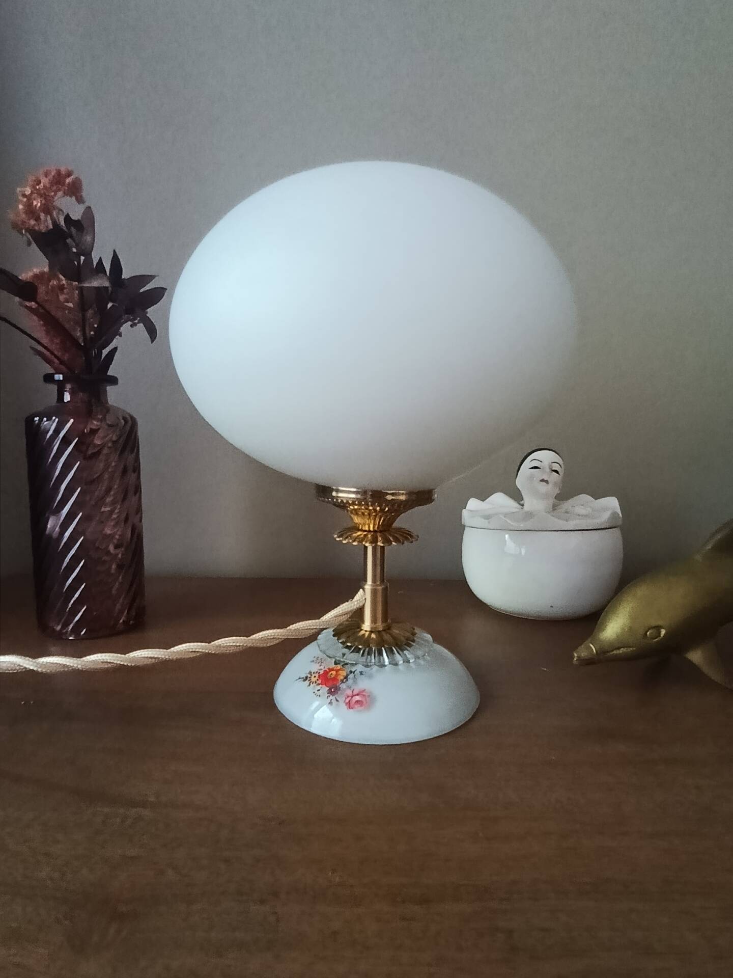 Opaline lamp & retro chic flowers, unique upcycled creation