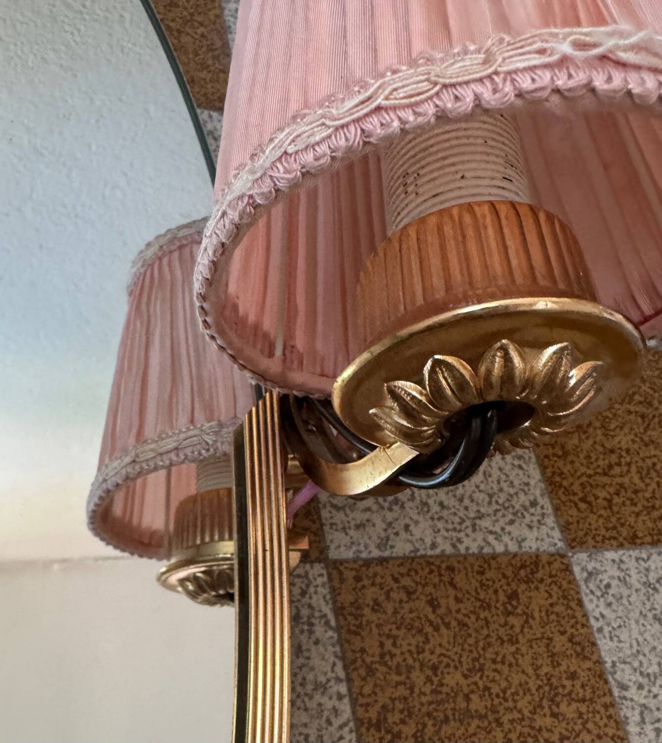 Oval illuminated brass mirror from the 70s