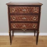 Commode Transition