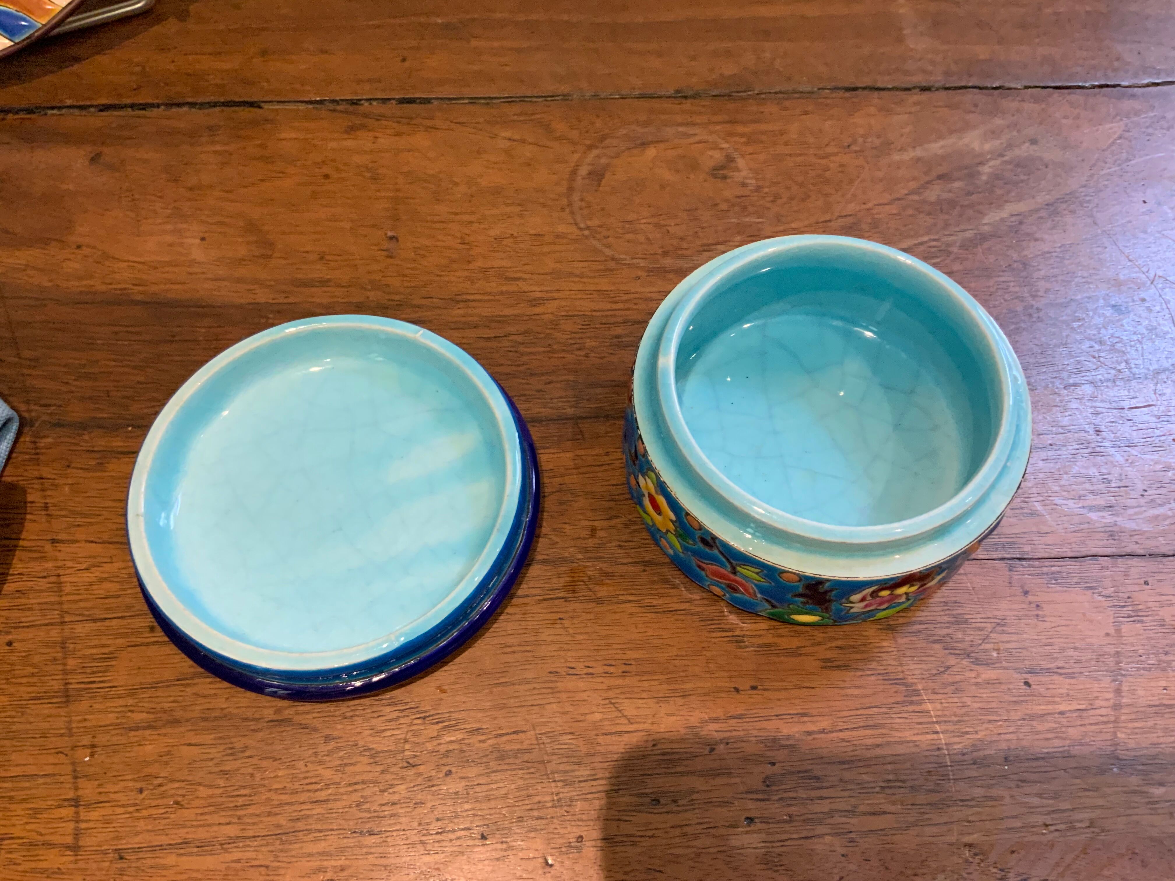 Round box in Longwy enamels