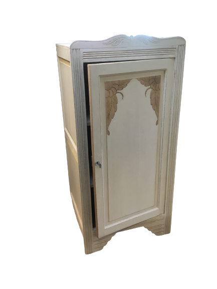 Hosiy cabinet