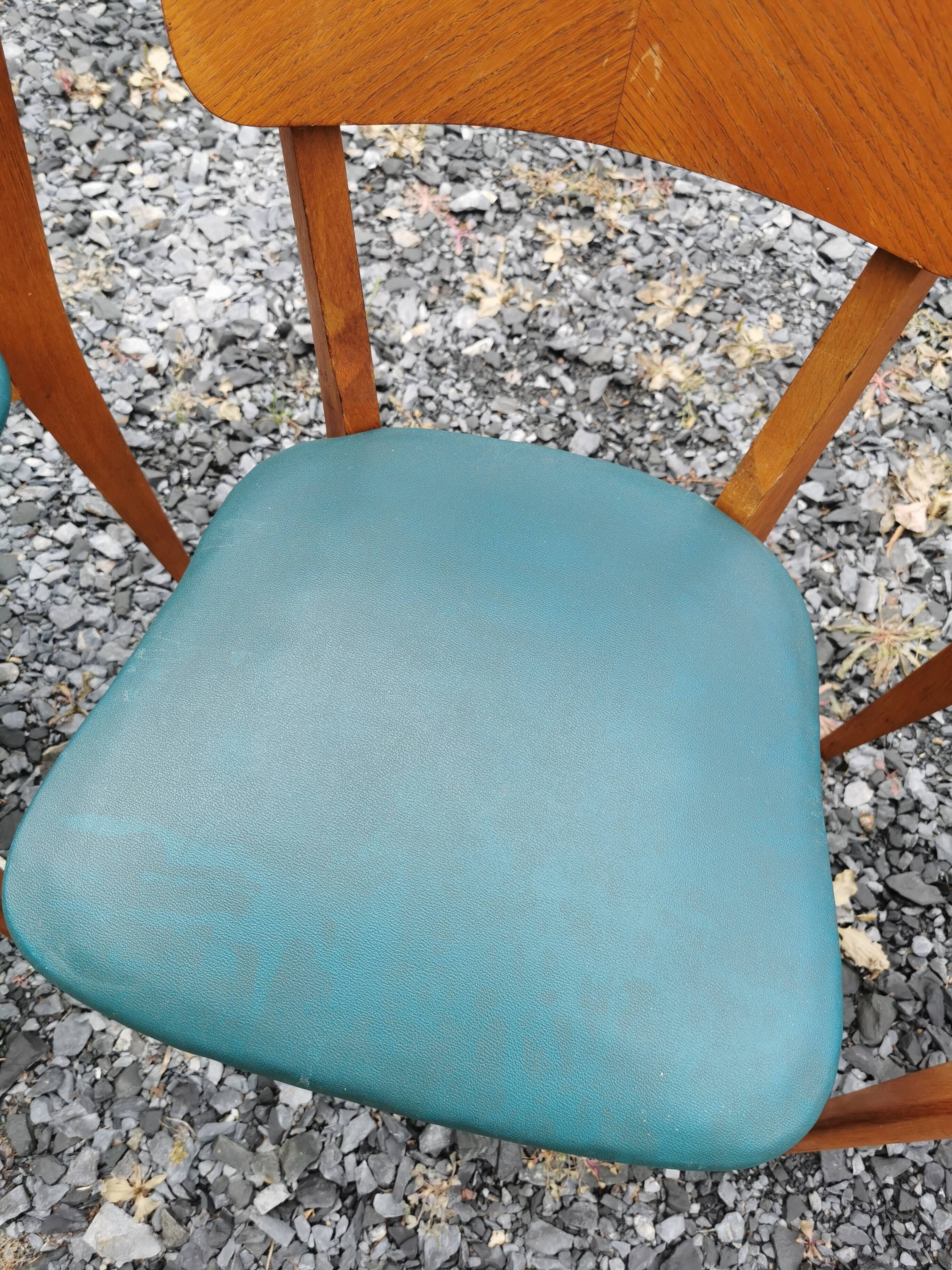 Set 6 vintage chairs