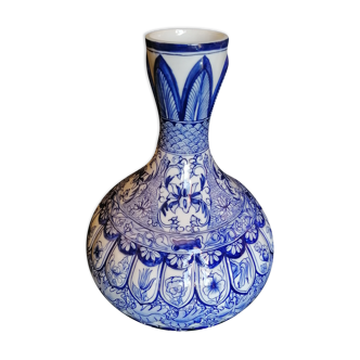 Blue and white soliflore vase