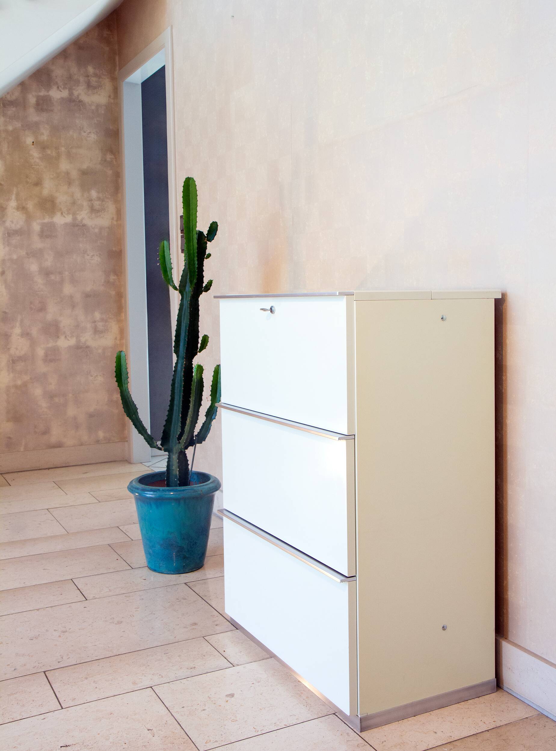 Interlübke dressing table, Roche Bobois 1970