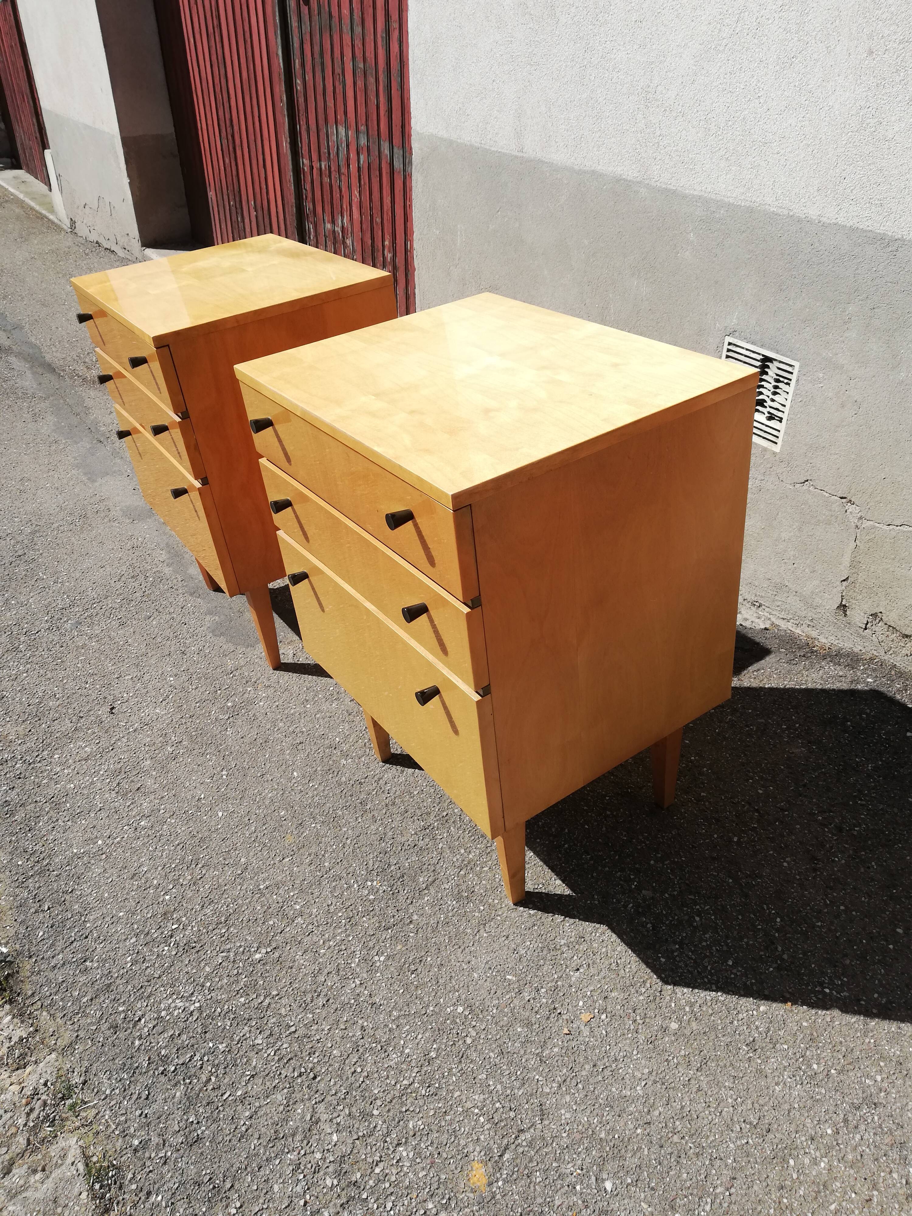 Paire de chevets vintage bois clair