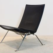 PK22 chair in black leather Poul Kjærholm for Fritz Hansen
