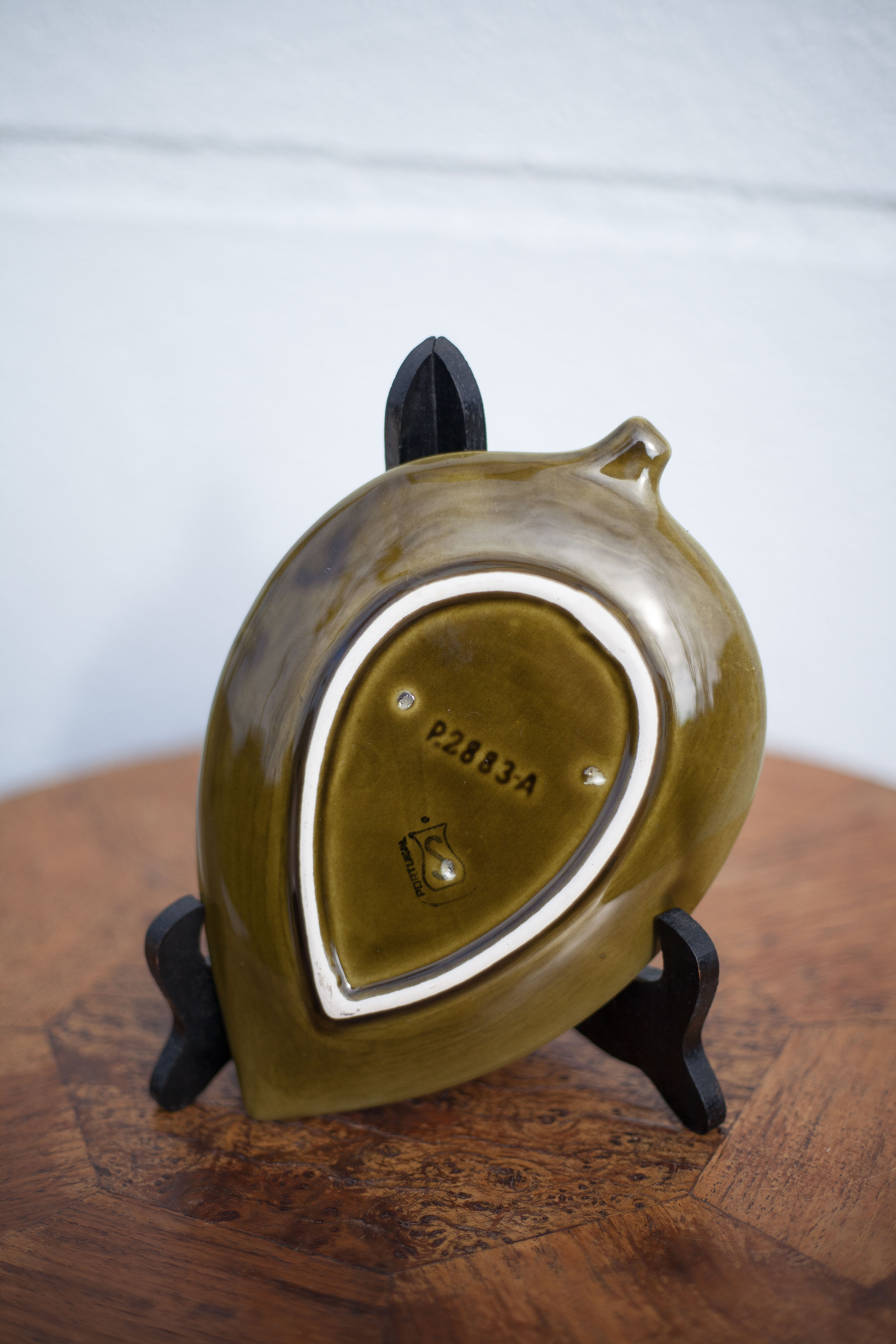 Service ceramic dishes Secla Portugal x 6,retro olive ceramic leaf dish, presentation