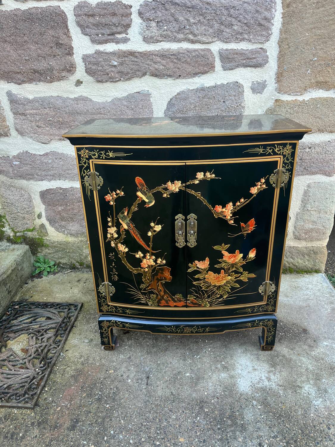 Chinese furniture