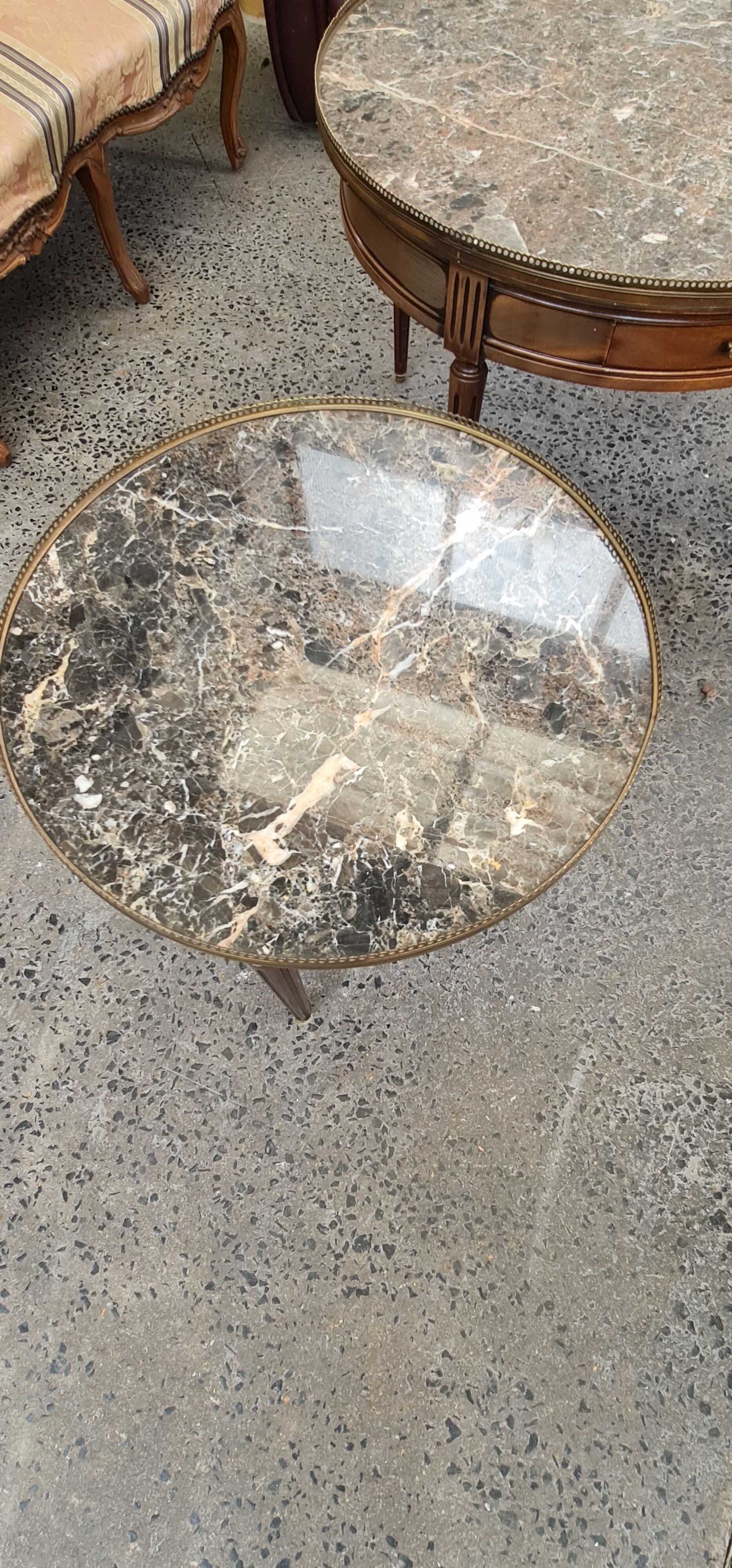 Small table hot water bottle louis XVI style