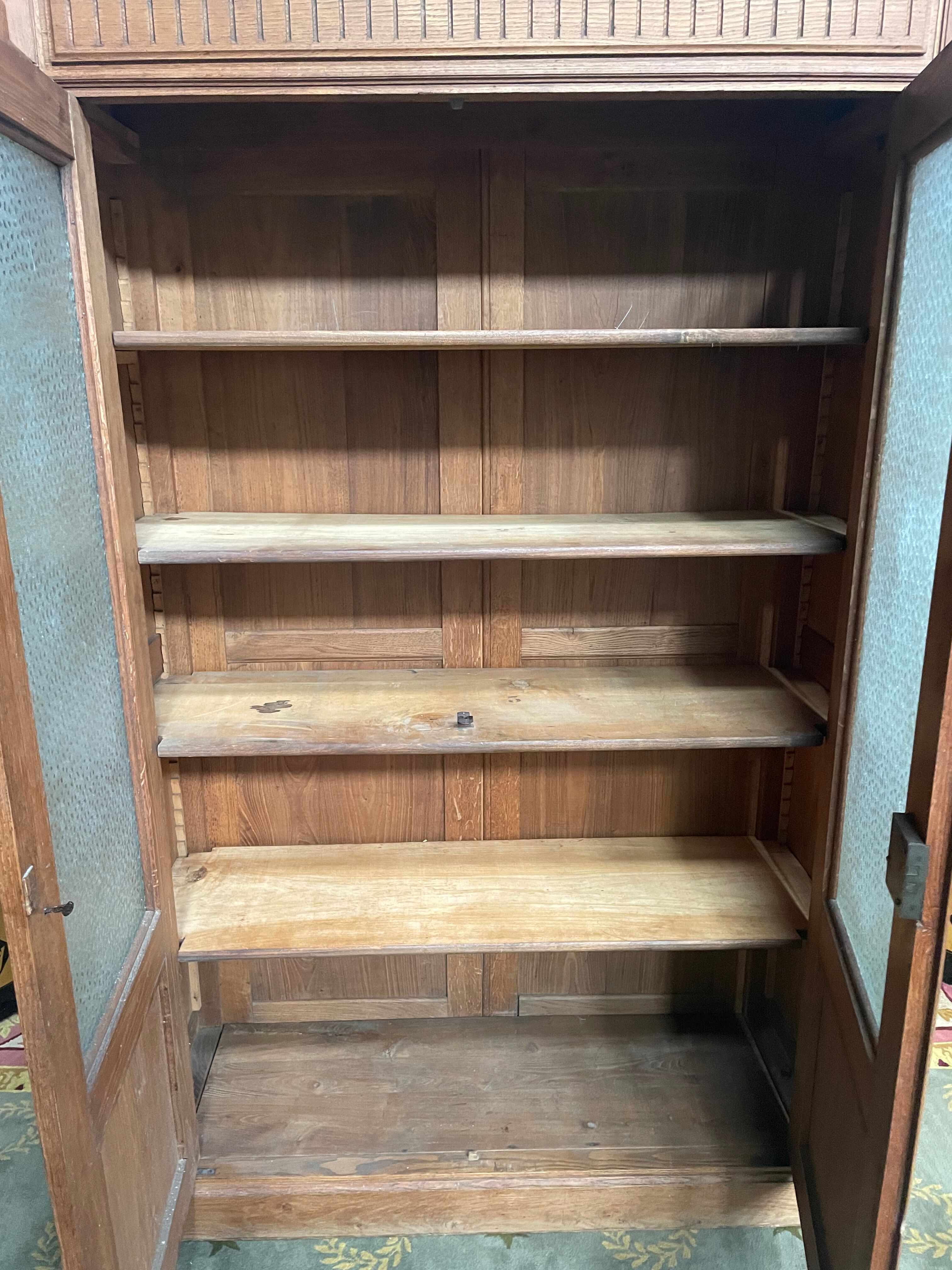 Glass library in solid oak 1900