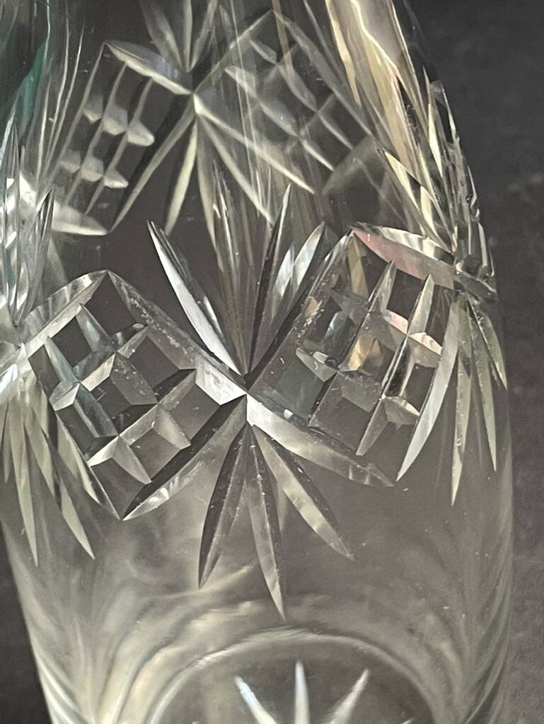 Carafe in cut crystal & silver frame