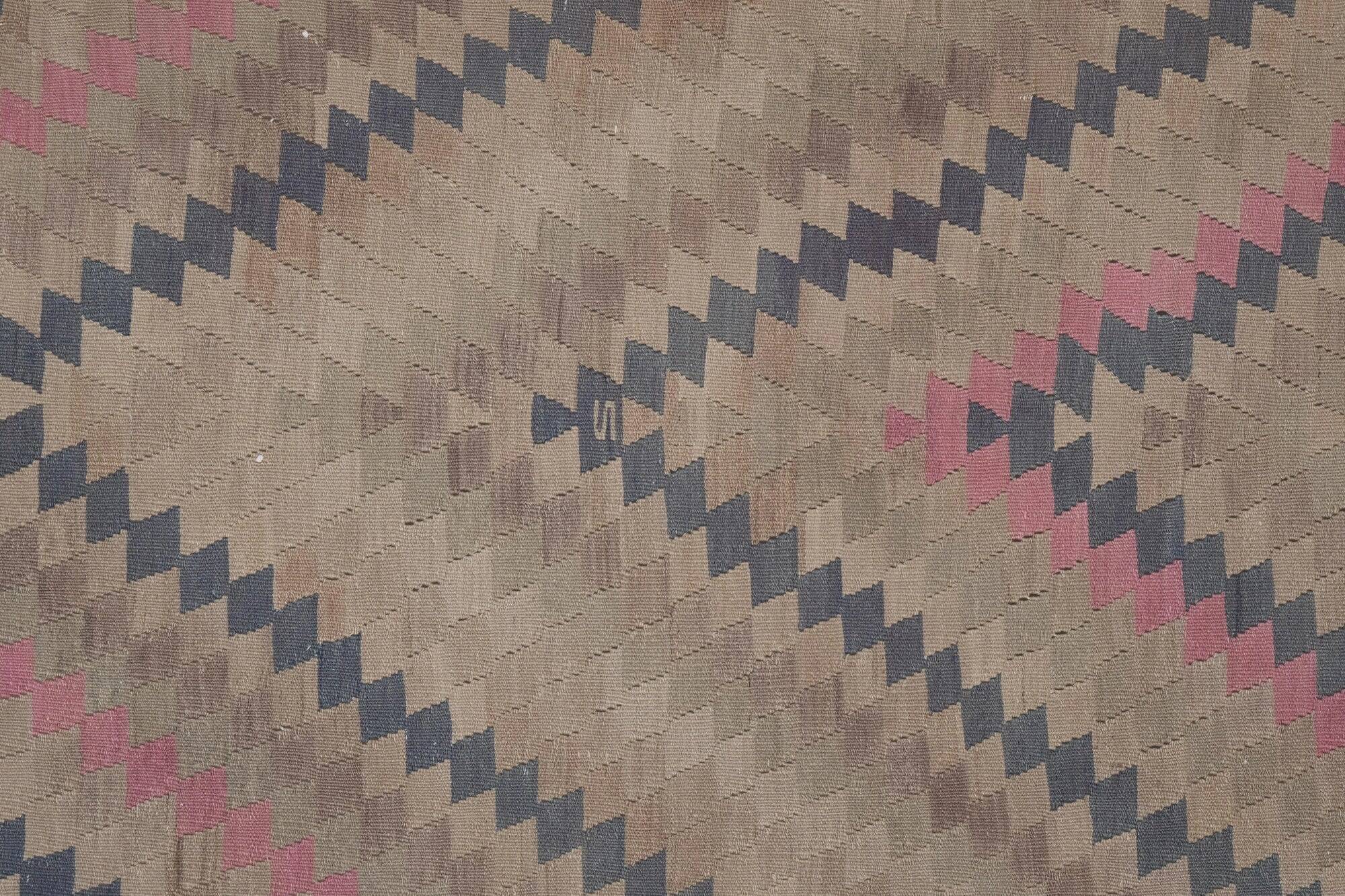 Vintage Turkish kilim, handwoven, 150x350 cm.