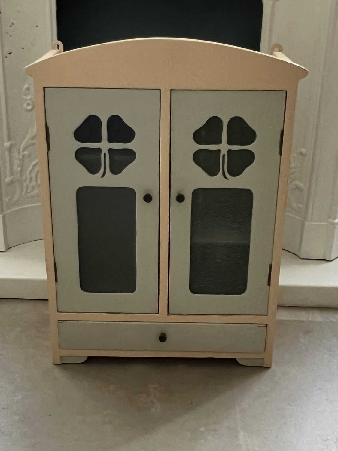 Small old medicine cabinet