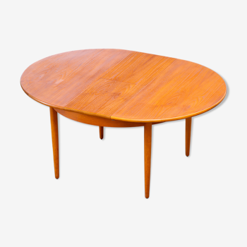 Vintage Scandinavian table 1960