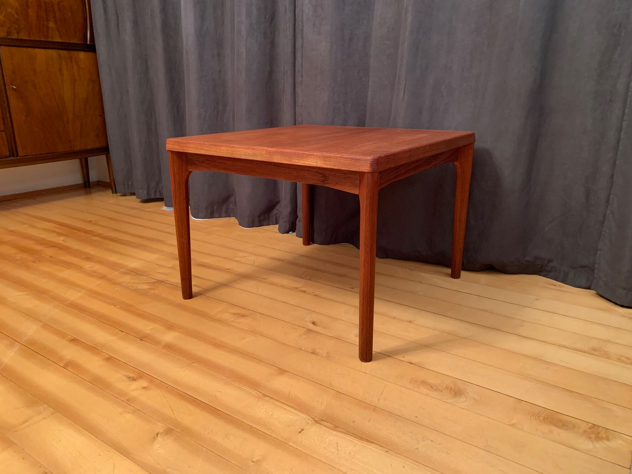 Coffee table by Henning Kjærnulf, Vejle Stole & Møbelfabrik, Denmark, 1960s.