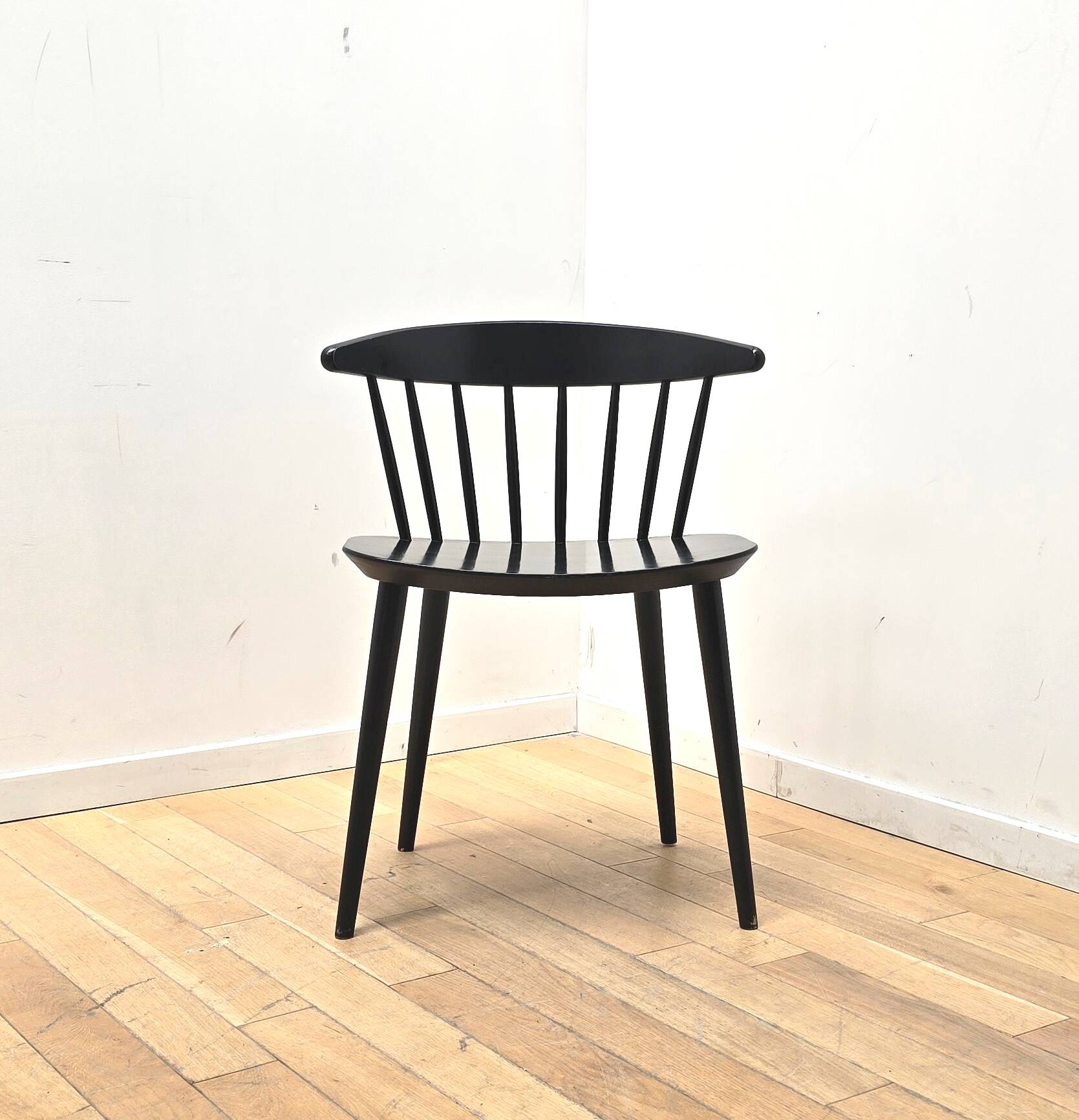 J104 bistro chair, Hay