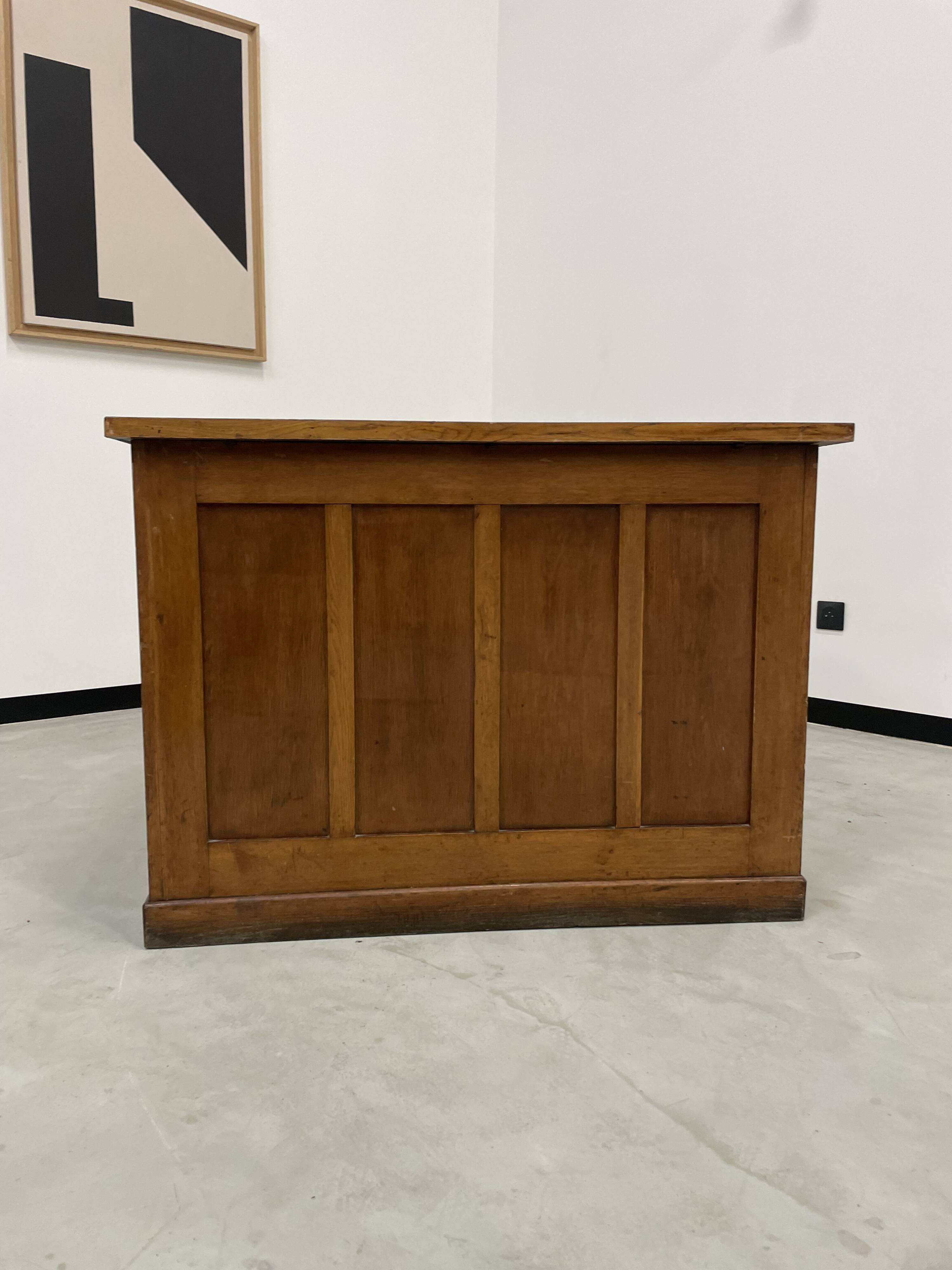 Oak and veneer counter or desk