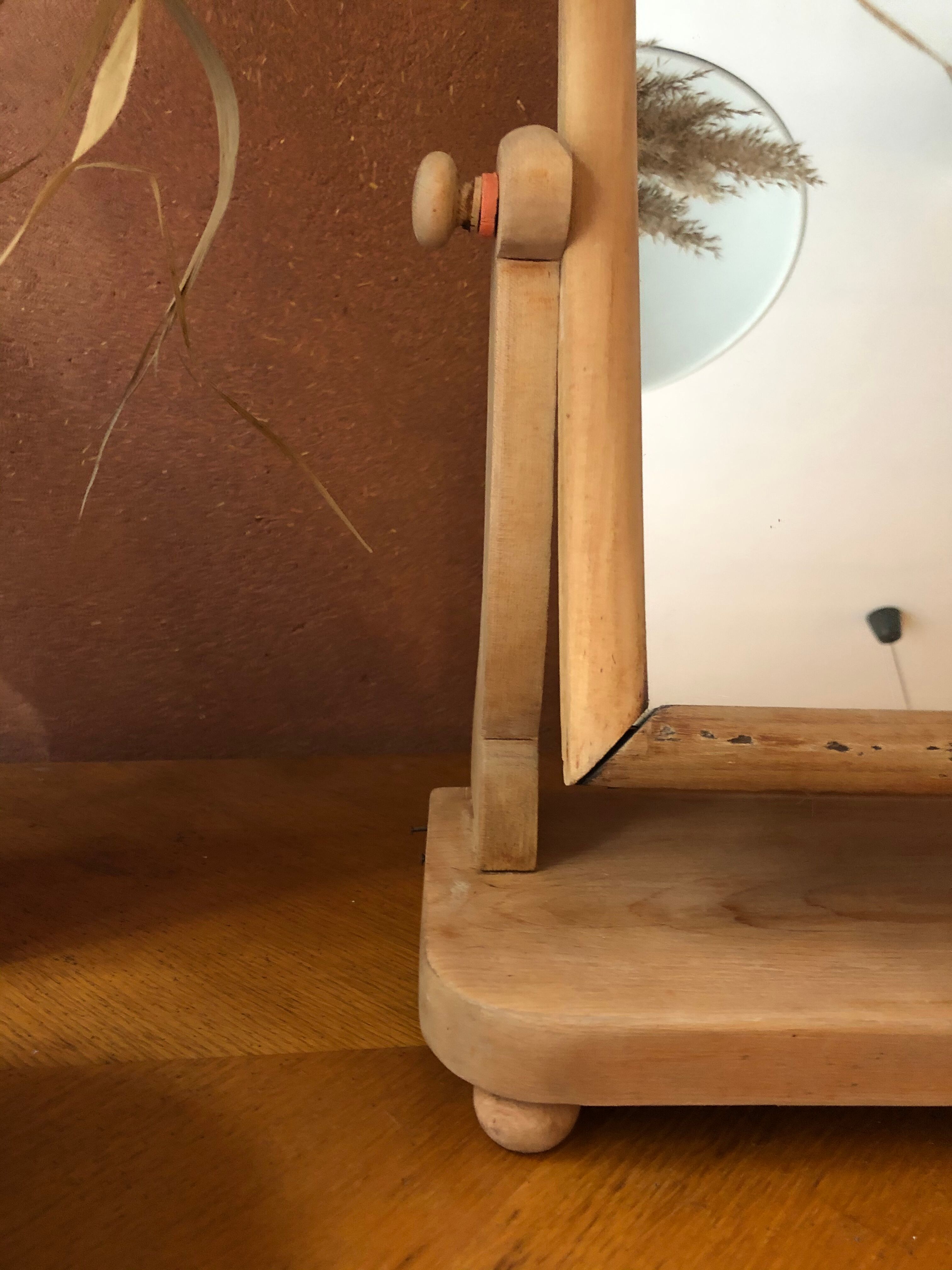 Mirror table psyche old hairdresser