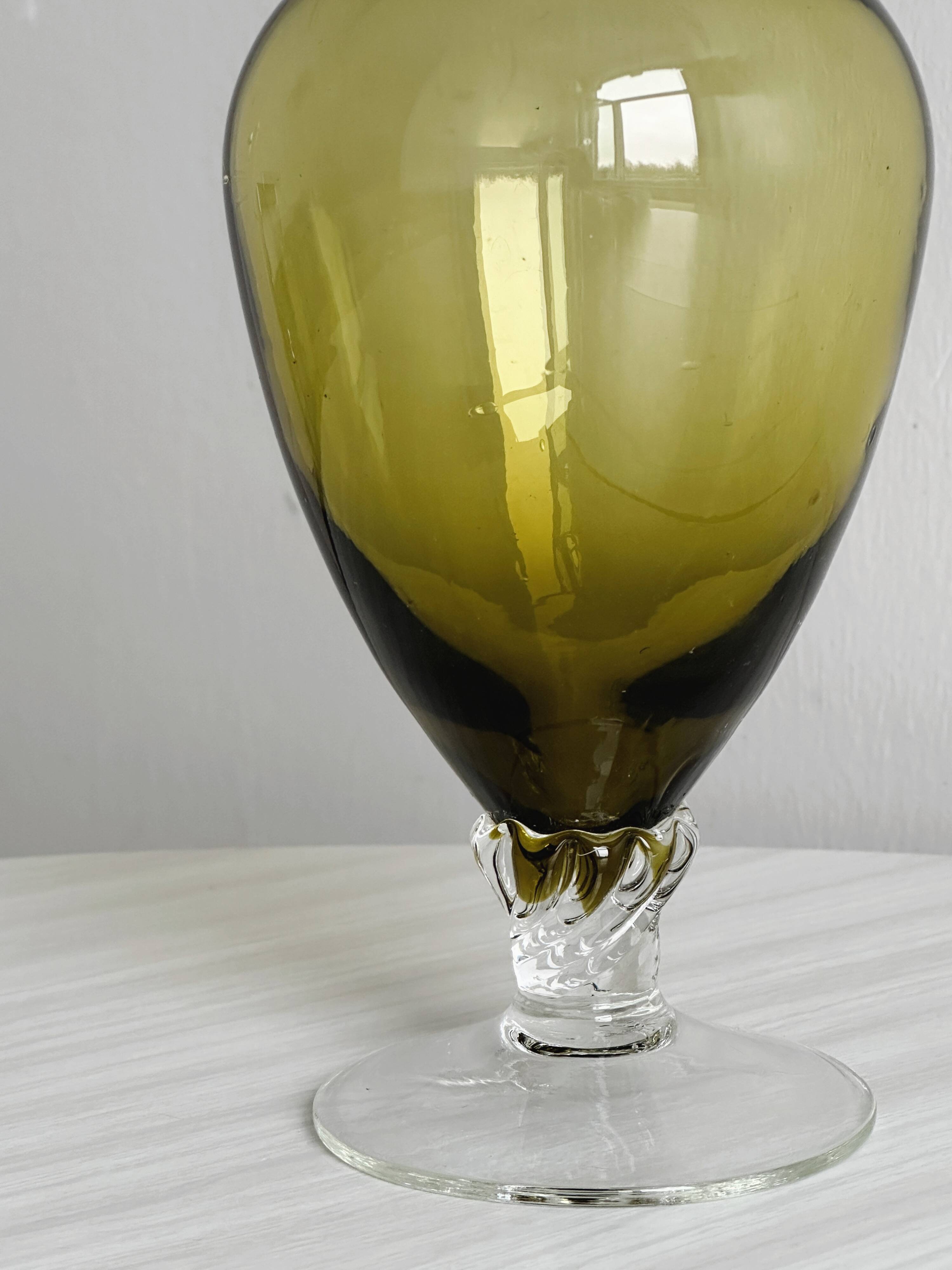 Vintage yellow glass soliflore vase