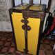 Malle de cabine ancienne avec son intérieur marque Mendel Trunx