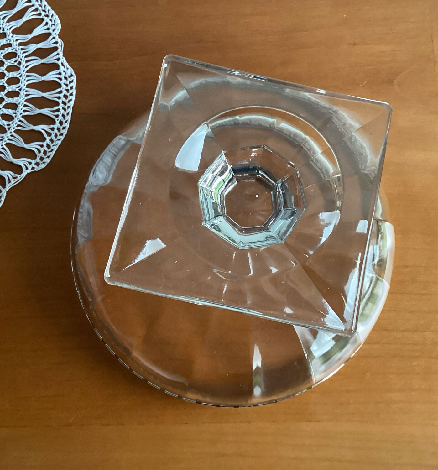 Standing cut square glass base